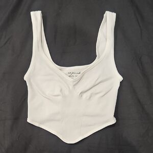 ⭐️Urban Outfitters White Ribbed Scoop Neck Crop Tank⭐️XS/S